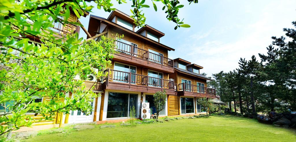 Attene Pension Jeju Habitación foto